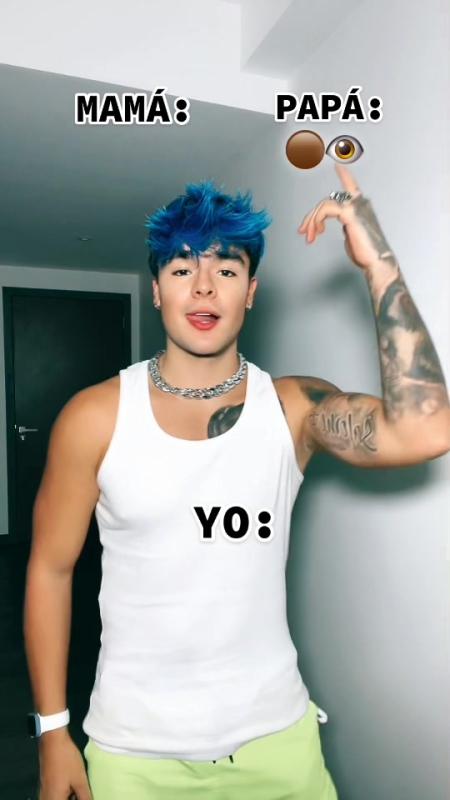 Video de TikTok de @carlosferiag con el sonido Combination Taco Bell and Pizza Hut by Das Racist