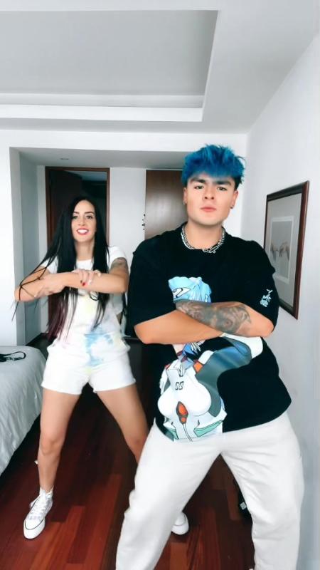 TikTok video by @carlosferiag using the sound Pa' Que Retozen