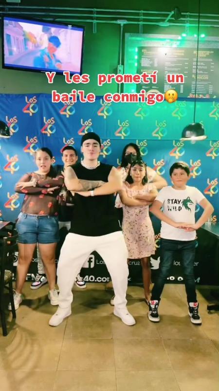 TikTok video by @carlosferiag using the sound Pa' Que Retozen