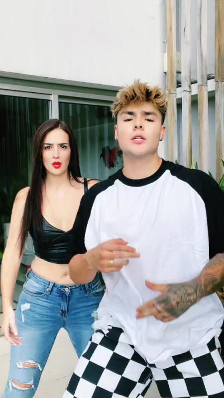 TikTok video by @carlosferiag using the sound Prende la Cámara RMX