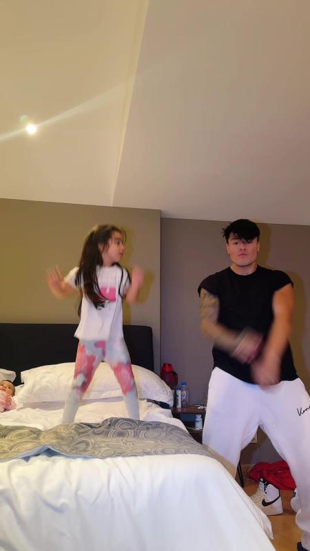 TikTok video by @carlosferiag using the sound DISCULPE OFICIAL