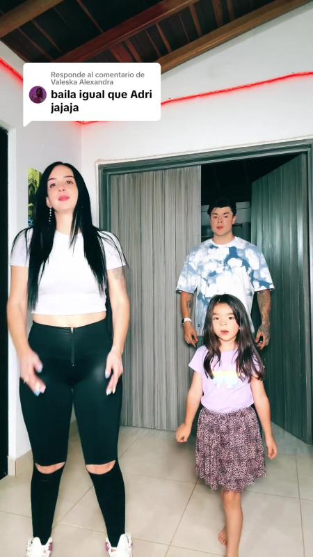 TikTok video by @carlosferiag using the sound Lola