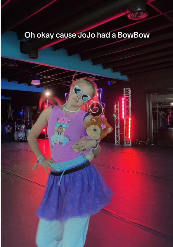 TikTok video by @itsjojosiwa using the sound Azealia Banks . 212 instrumental