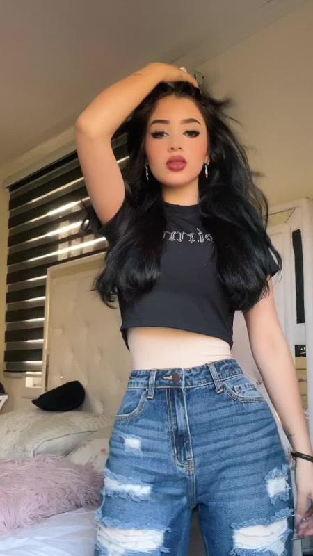 TikTok video by @katteyes using the sound dc gaby e juu