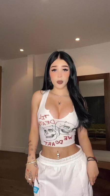 TikTok video by @katteyes using the sound Problemón