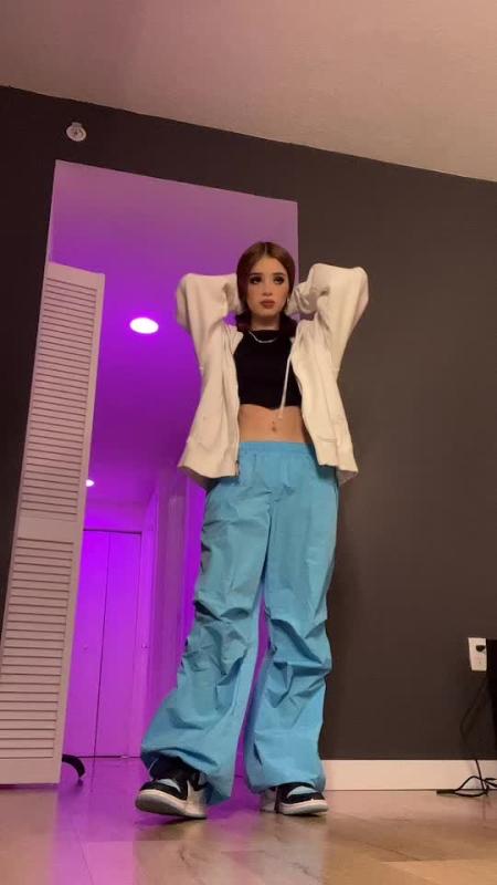 TikTok video by @katteyes using the sound PUNTO 40
