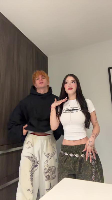 Vidéo TikTok de @katteyes utilisant le son PONTE LOKITA