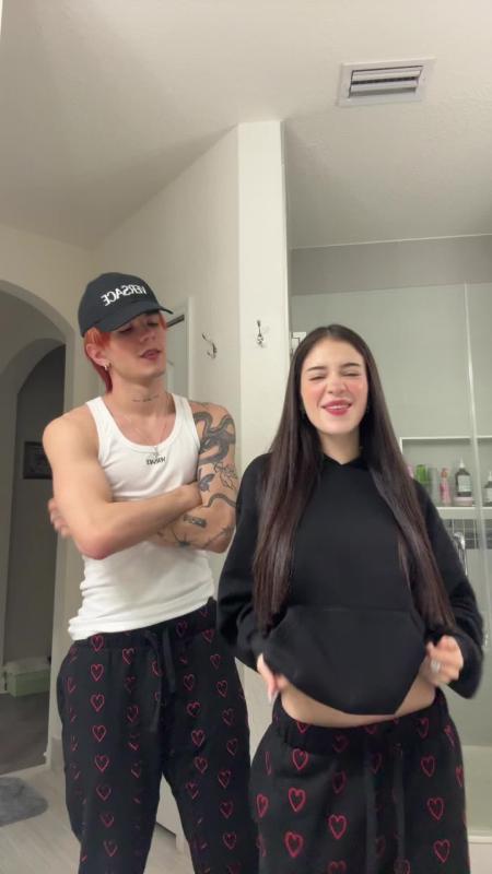 Vidéo TikTok de @katteyes utilisant le son PONTE LOKITA