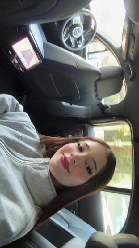 Vidéo TikTok de @katteyes utilisant le son PONTE LOKITA