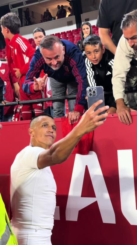 TikTok video by @laliga using the sound stellar (Slowed + Reverb)