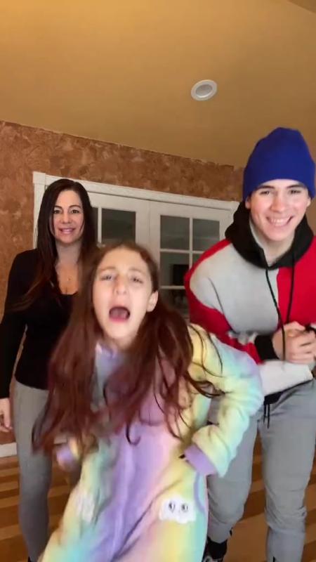 TikTok-Video von @joealbanese mit dem Sound Love Not War (The Tampa Beat)