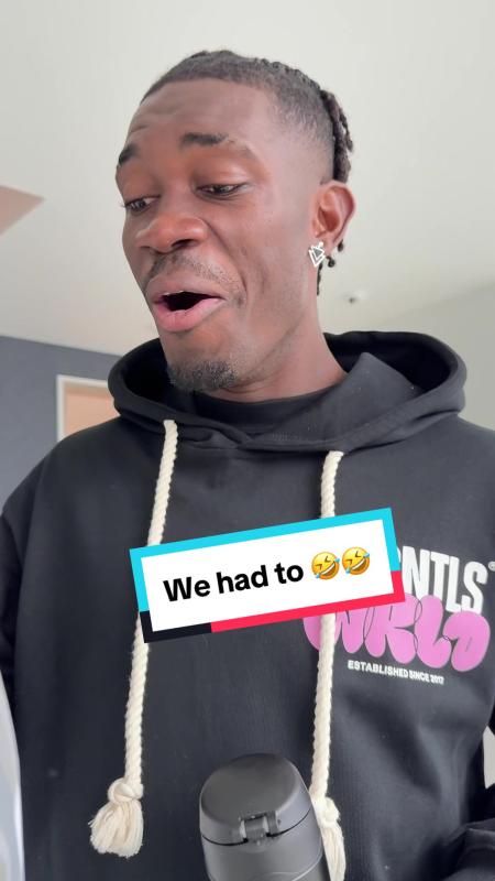 Video de TikTok de @spursofficial con el sonido Funny and Unusual Scene of 3 Minutes