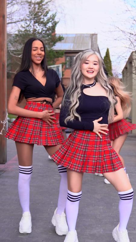 Video de TikTok de @xoteam con el sonido Wait A Minute! (Duckhead Edit)
