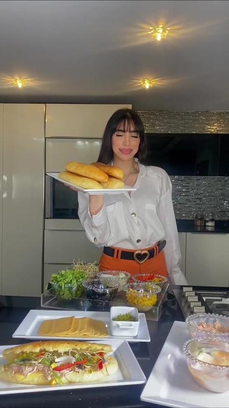TikTok video by @surthycooks using the sound BOMBÓN