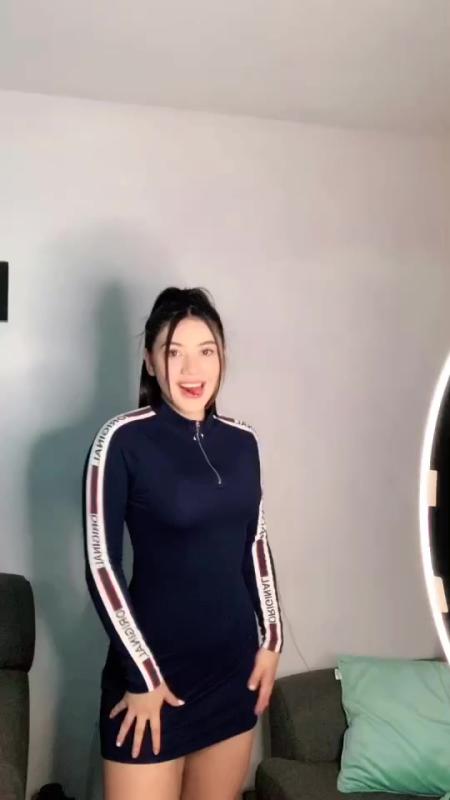 TikTok video by @montpantoja using the sound SUGAR