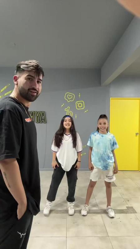 TikTok video by @emirabdulgani using the sound PUNTO 40