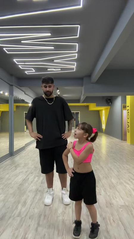TikTok video by @emirabdulgani using the sound Besos Moja2