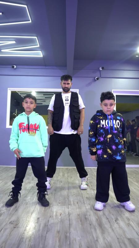 TikTok video by @emirabdulgani using the sound 2 Hielos