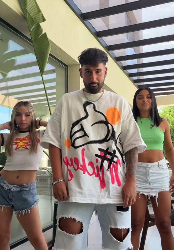 TikTok video by @emirabdulgani using the sound Bonde das Oncinhas