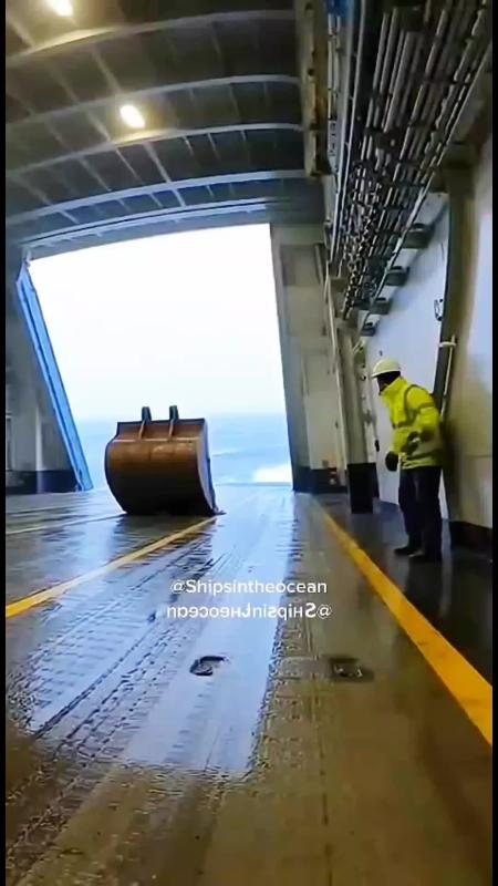 TikTok video by @ismail.art30 using the sound Hoist The Colours (A Cappella)