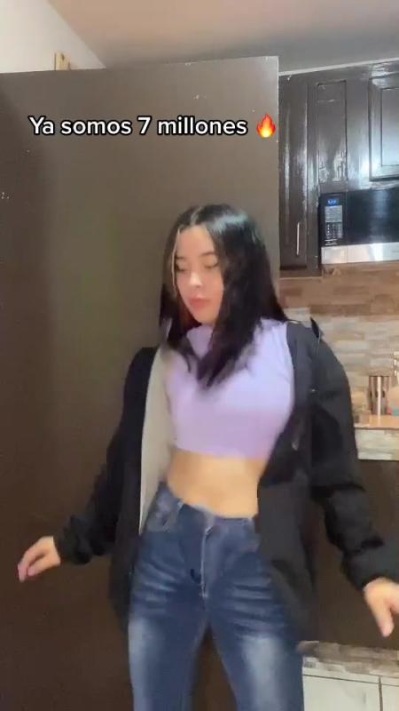 TikTok video by @its.michhh using the sound Dhoor Penddi