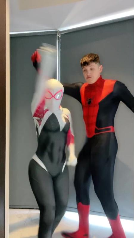 TikTok video by @its.michhh using the sound El Avioncito