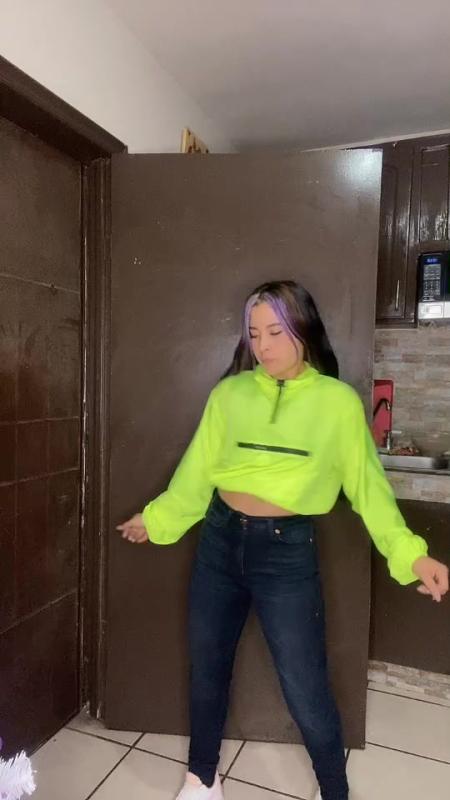 TikTok video by @its.michhh using the sound Dhoor Penddi