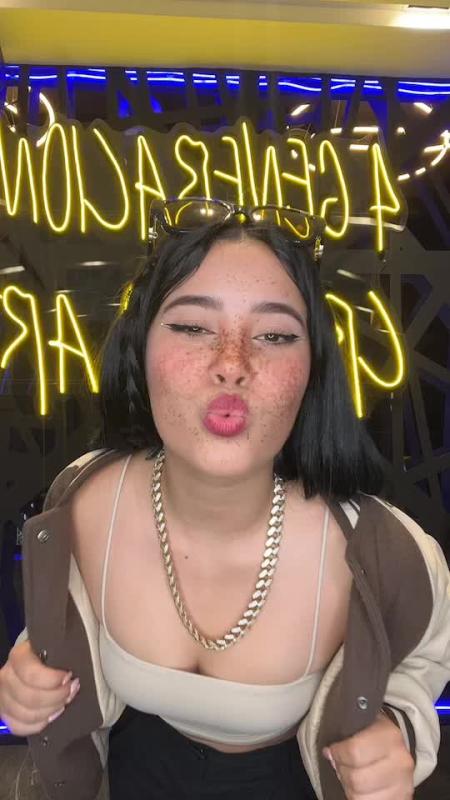 TikTok video by @its.michhh using the sound LOKERA