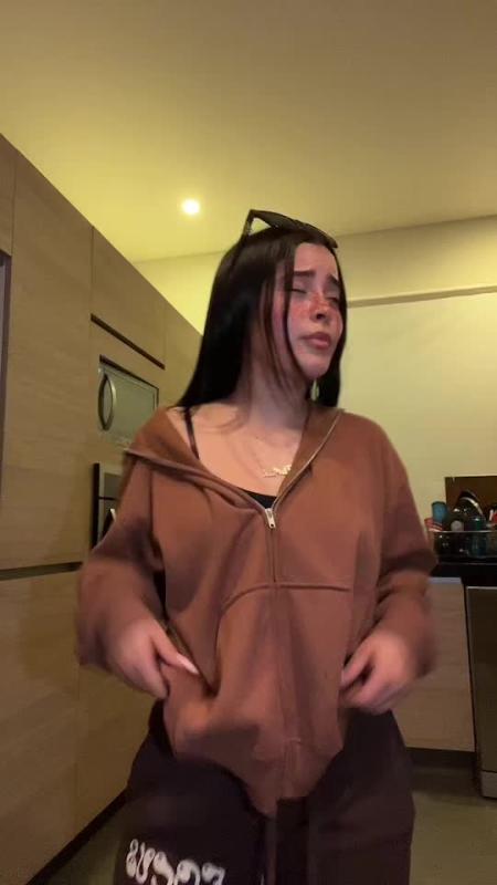 TikTok video by @its.michhh using the sound LOKERA