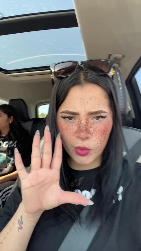 TikTok video by @its.michhh using the sound Los Aparatos
