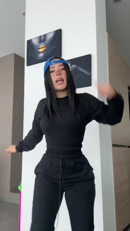 TikTok video by @its.michhh using the sound wiggy