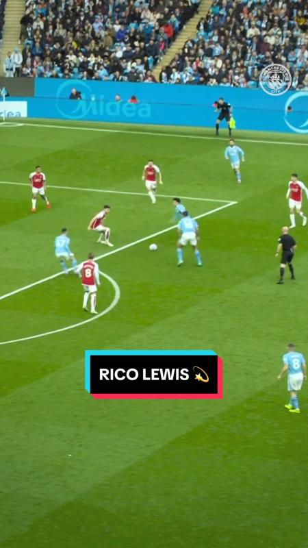 TikTok-Video von @mancity mit dem Sound Night Drive (Slowed + Reverb)