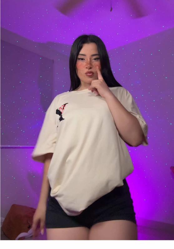 TikTok video by @its.michhh using the sound Si Las Gatas Se Amotinan