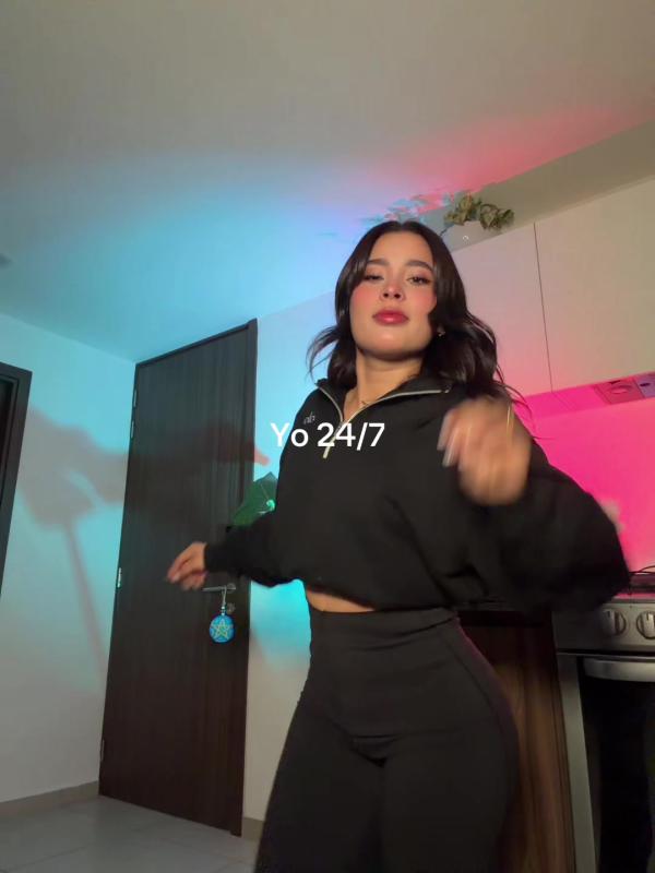 TikTok video by @its.michhh using the sound Treme o Popozão