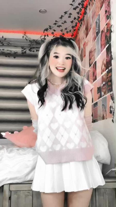 TikTok video by @kikakiim using the sound Dj BonBon Remix