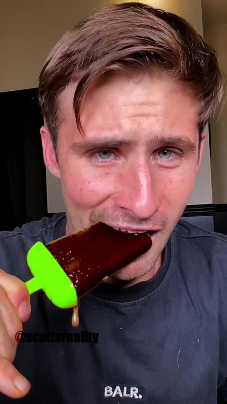 Video de TikTok de @scottsreality con el sonido Ice Ice Baby