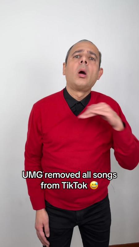 TikTok video by @arnaldomangini using the sound Fluffing a Duck