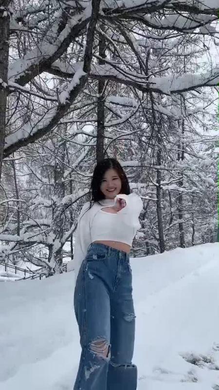 TikTok video by @kikakiim using the sound Unlock it (Lock It) [Jeff Prior Mix]