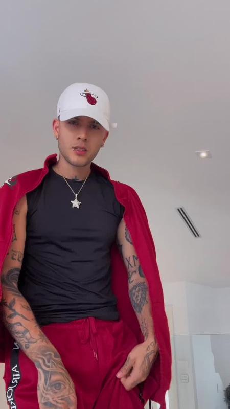 Video de TikTok de @jdpantoja con el sonido MERCHO (feat. Nico Valdi)