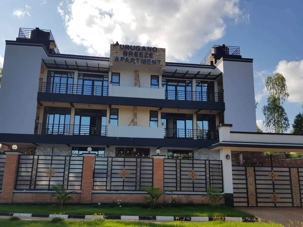 URUGANO BREEZE APARTMENTS