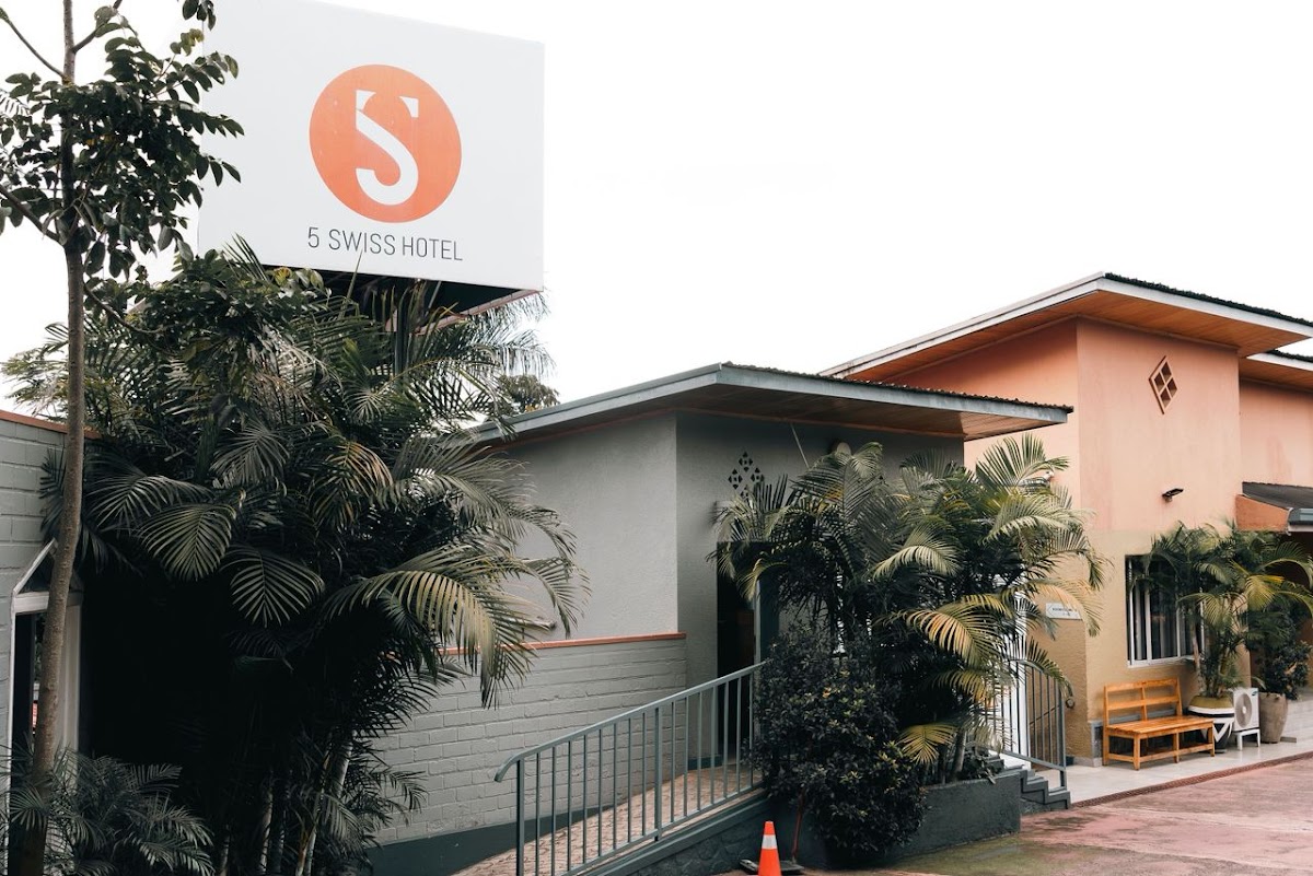 5 Swiss Hotel