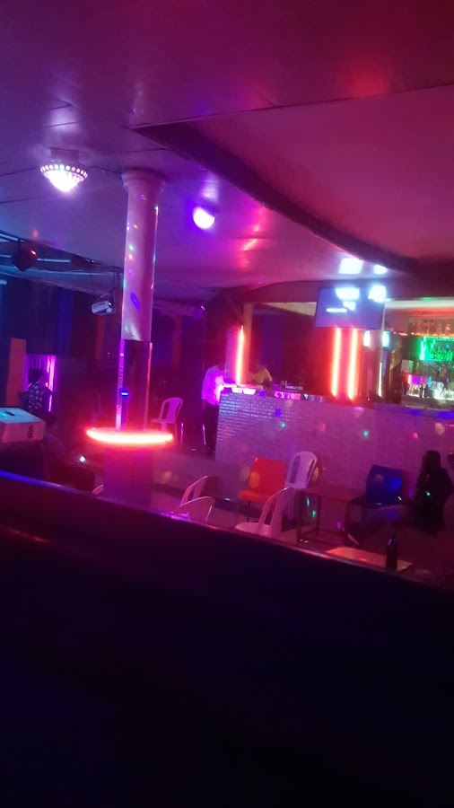 Bonk Bar and Nightclub