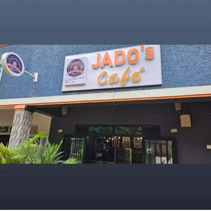 JADO’S Cafe