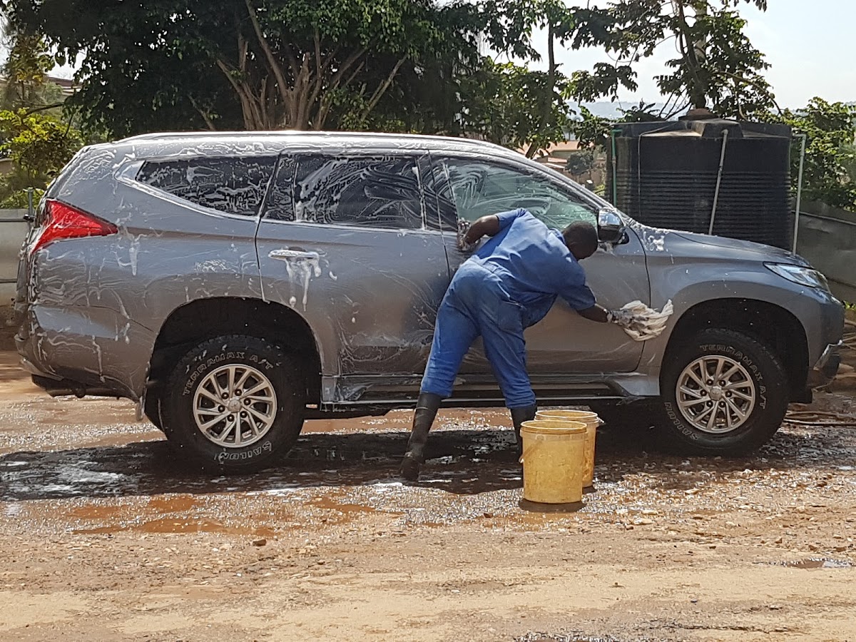 Moon Carwash