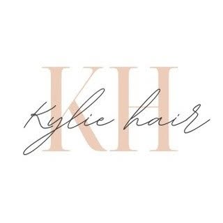 Proffessional hairstylist in Kigali