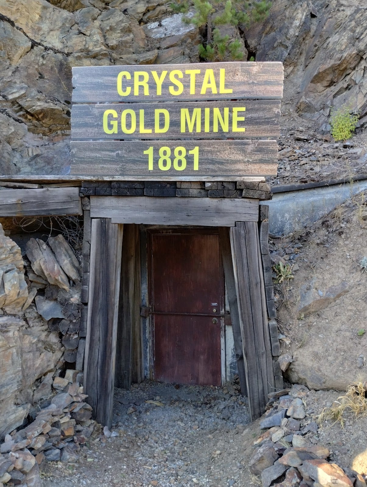 Crystal Gold Mine & RV Park