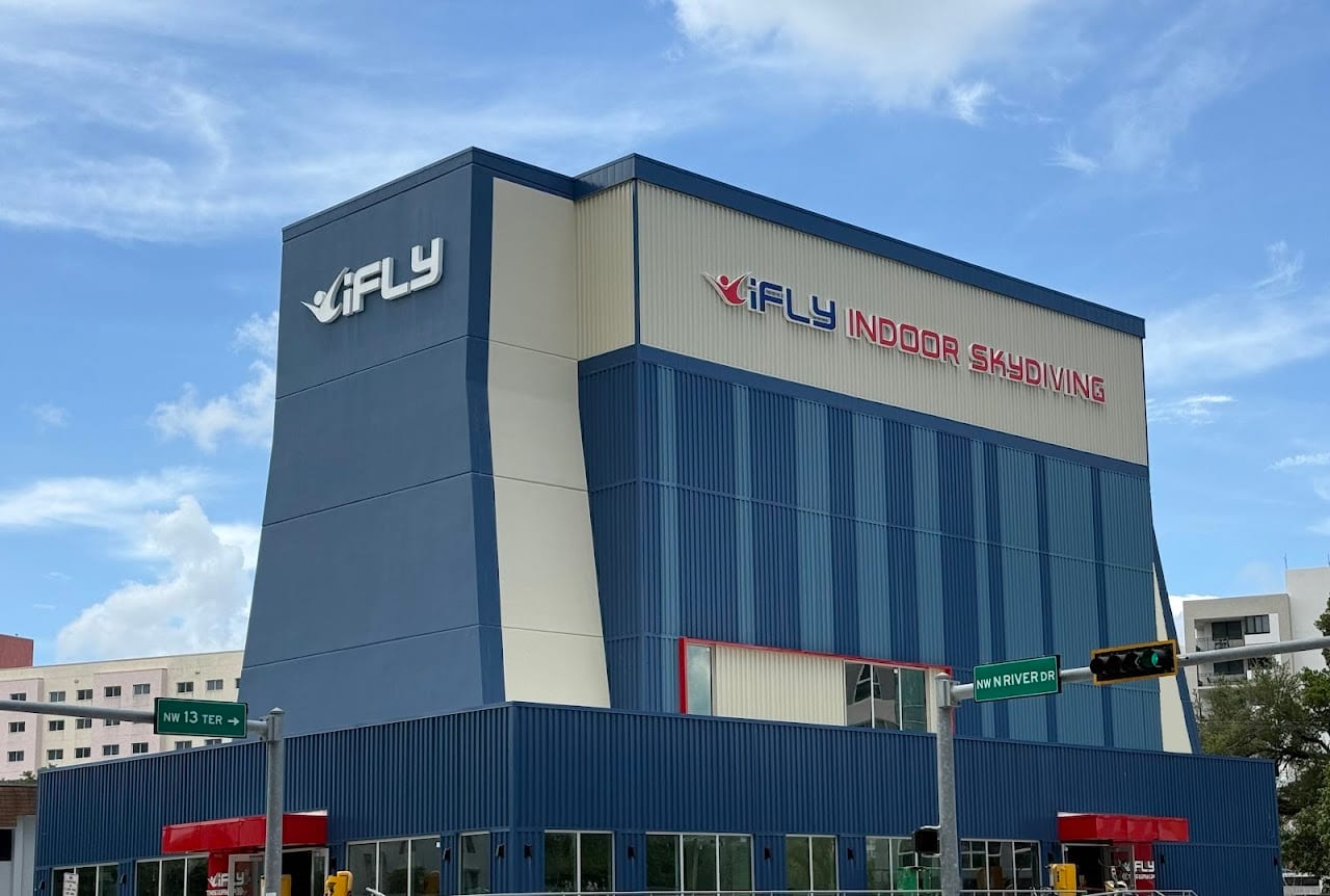 iFLY Miami Indoor Skydiving