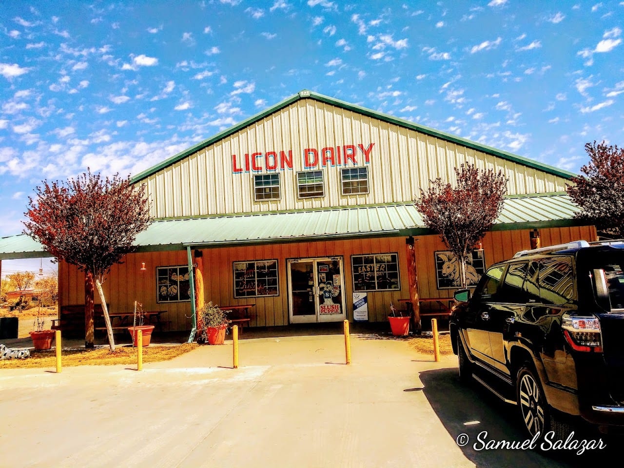 Licon's Dairy Asaderos