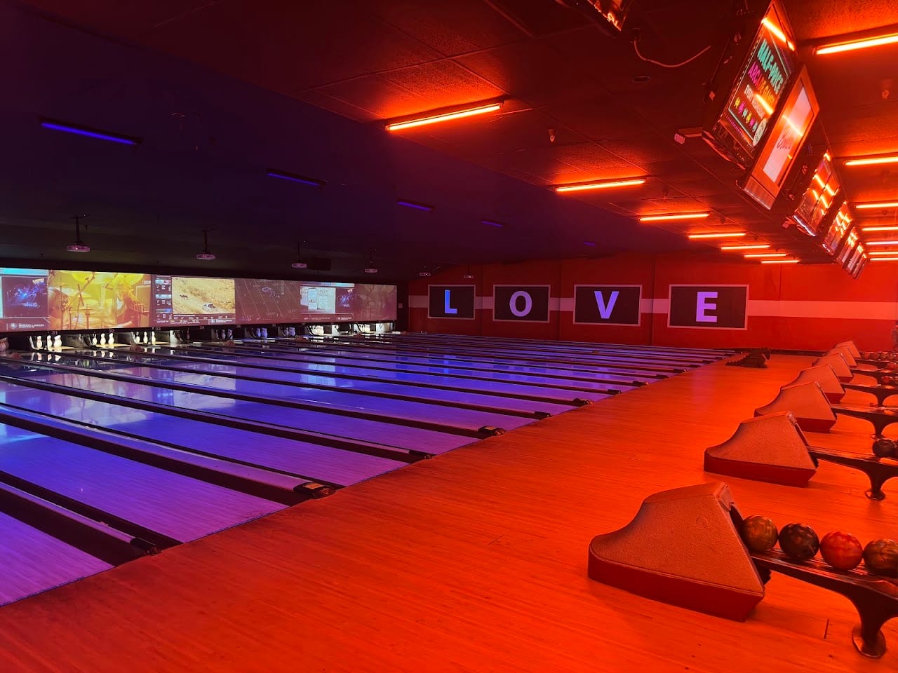 Lucky Strike Alameda