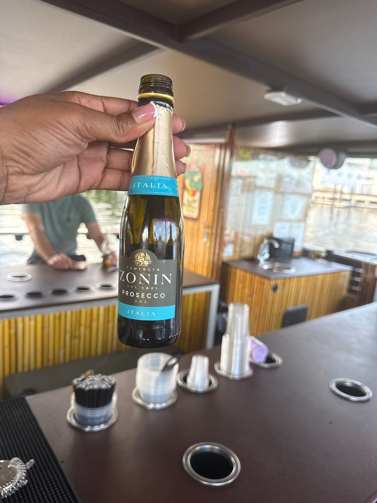 热带蒂基风情移动酒吧游船
